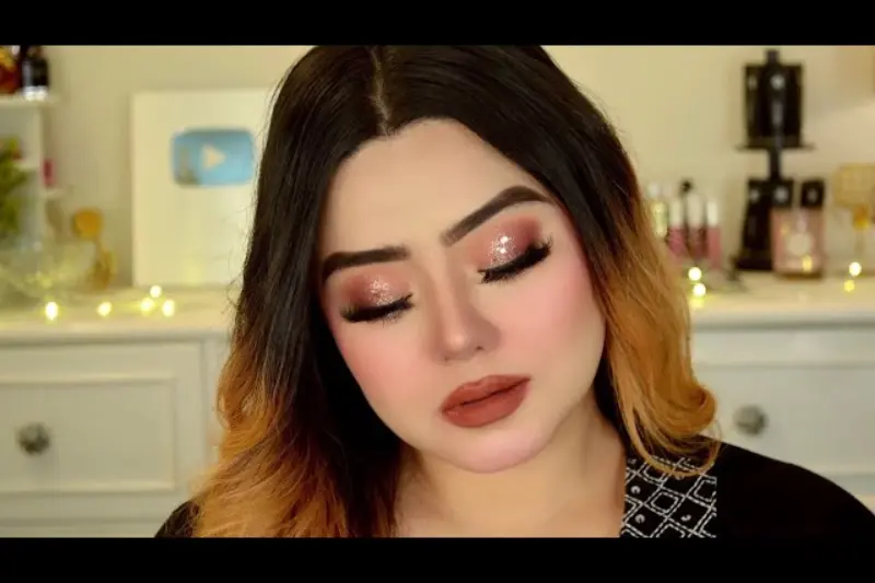 Makeup Steps for Party Looks