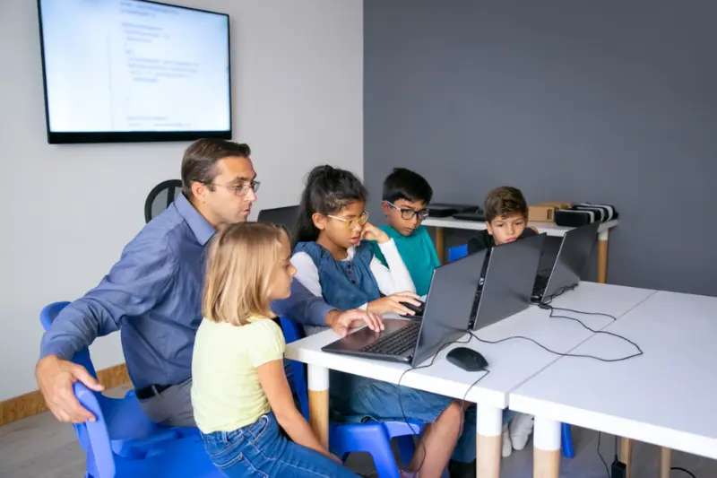 Key Features of Acadomi.org